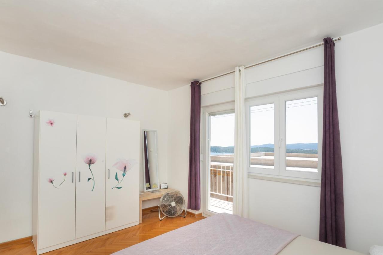 Villa City Center Šibenik Buitenkant foto